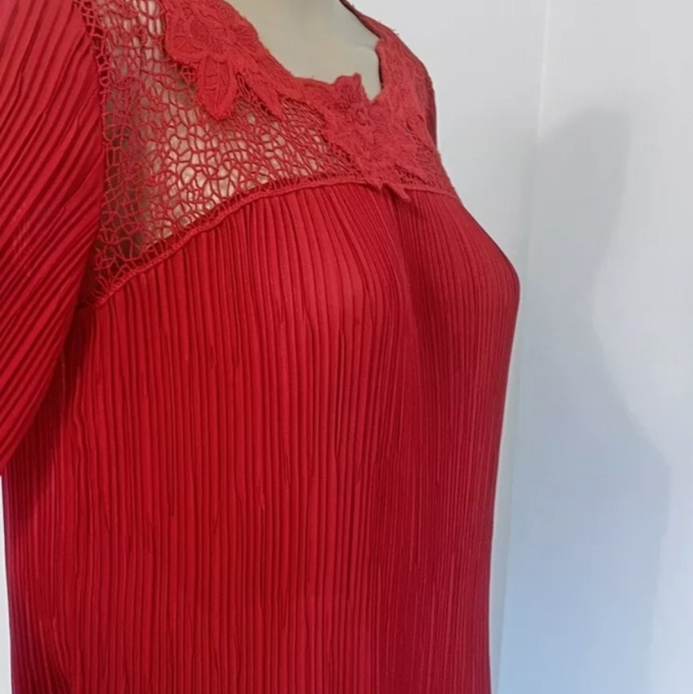 Beautiful  Nanette Lepore NYC Blouse Pleated with Lace